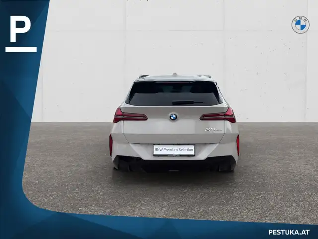 BMW X3 view 5
