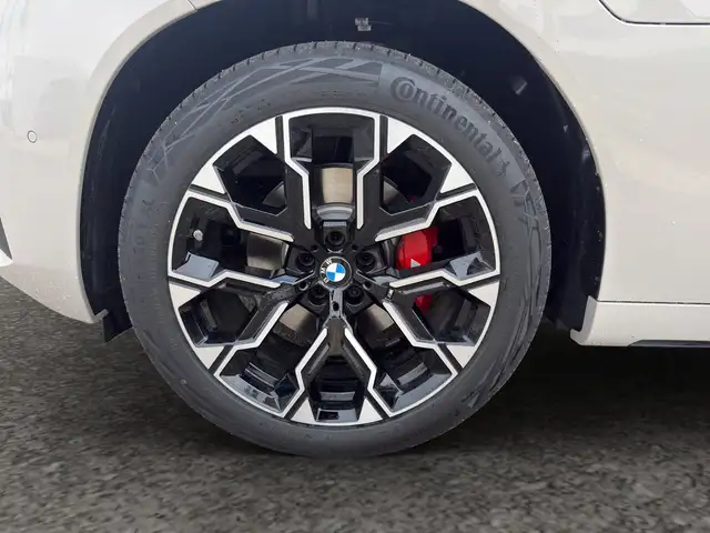 BMW X3 view 7