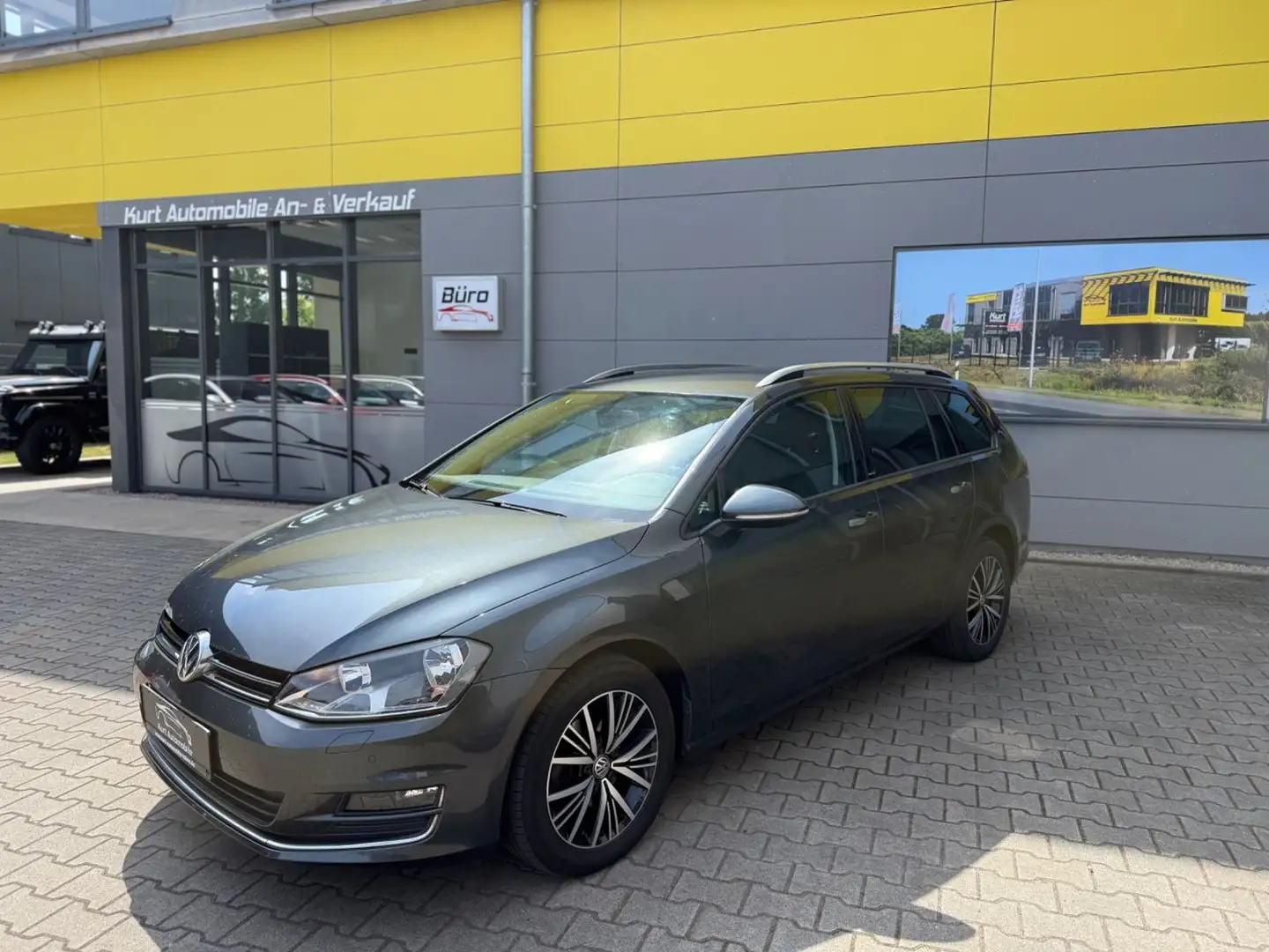 Volkswagen Golf VII Variant Allstar NAVI/SHZ/KAMERA/EURO6/* Grau - 1