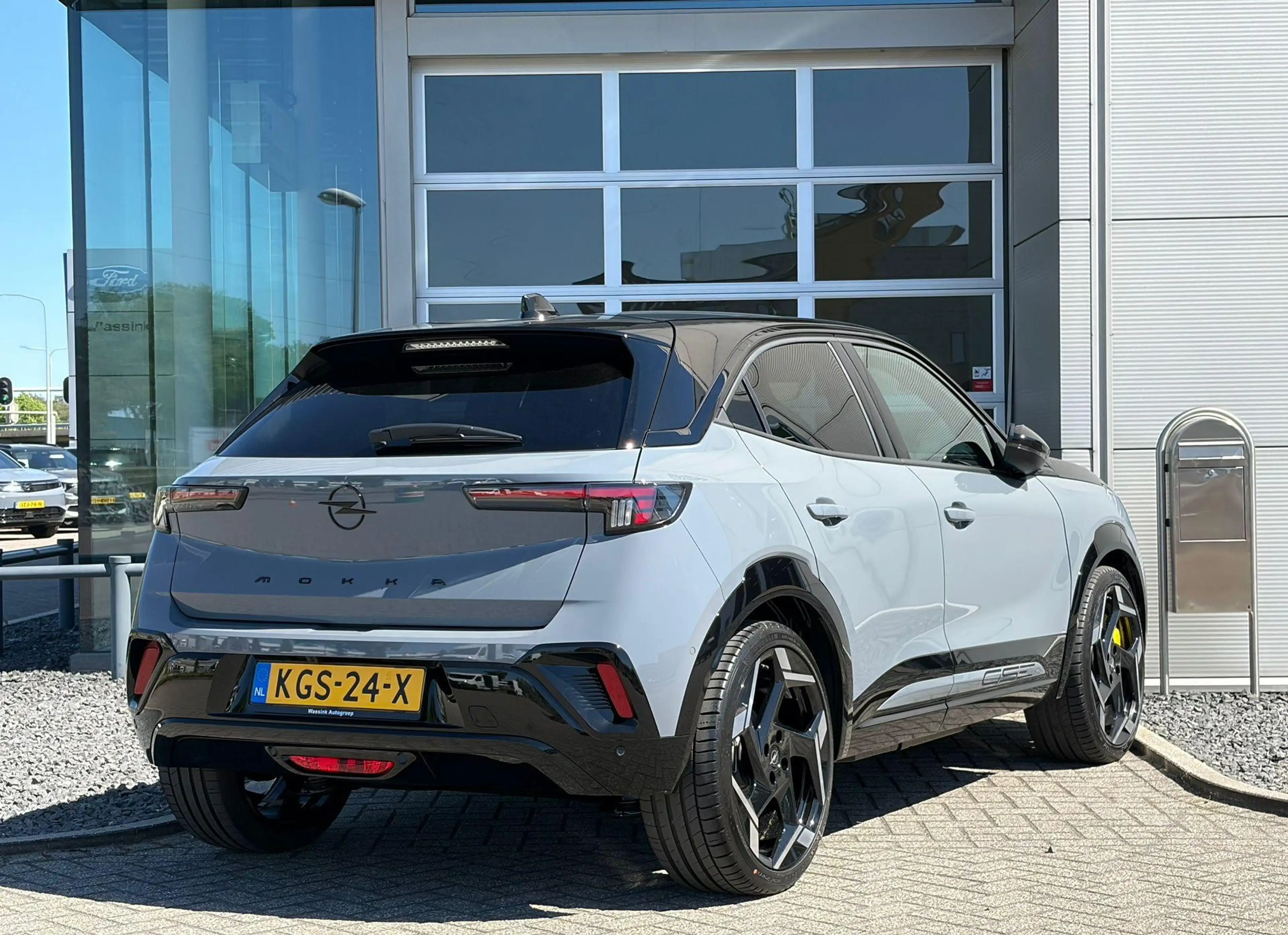 Opel Mokka-E Electric GSE 54 kWh | 281 pk | Navigatie | Sportst — photo 6