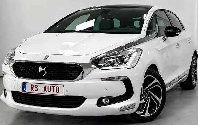 Citroen DS5 2.0 HDi - GARANTIE 12 MOIS - GPS - CUIR CHAUFFANT - CAMERA - SIEGES MASSANT - SIEGES ELEC - BI XENON - TOIT PANORAMIQUE -