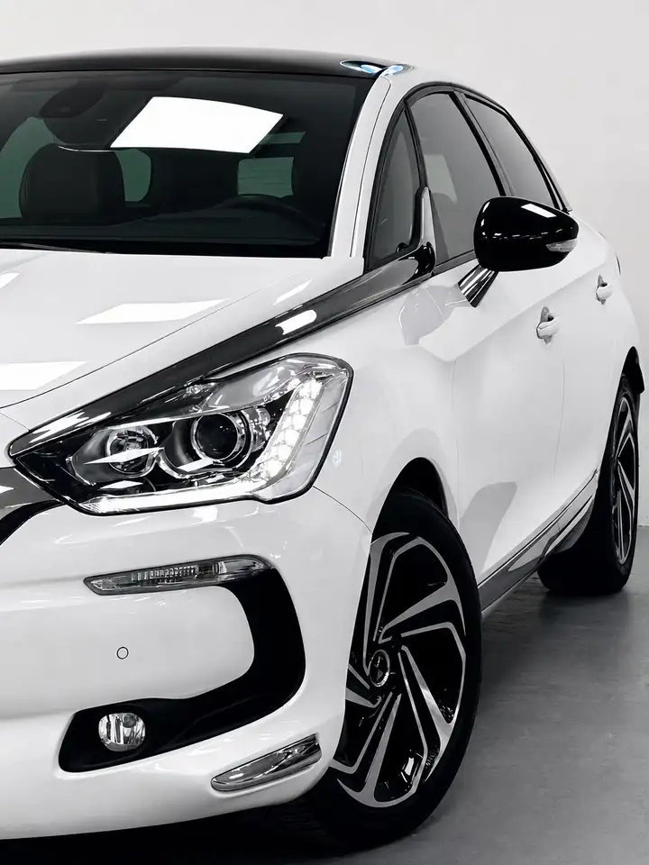 Citroen DS5 DS 5 DS5 — photo 15 sur 15