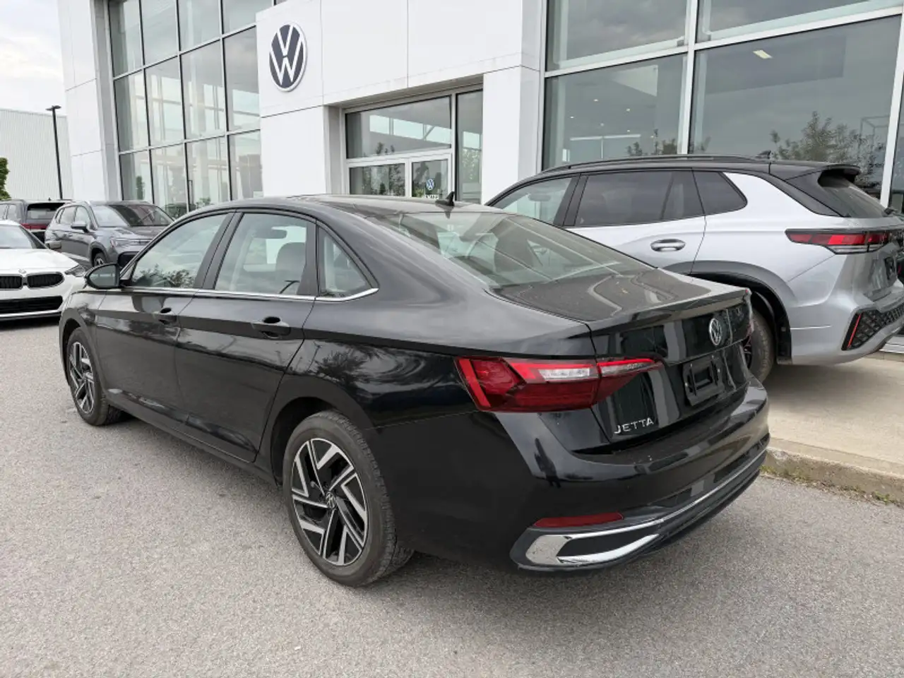Volkswagen Jetta снимка Volkswagen Jetta