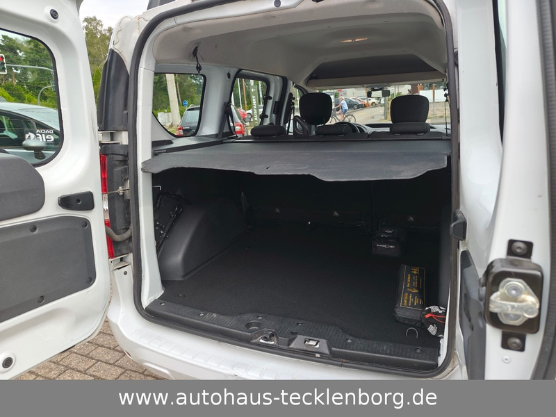Dacia Dokker TCe 100 Comfort * Klima * Alu * 5-Sitzer — photo 9