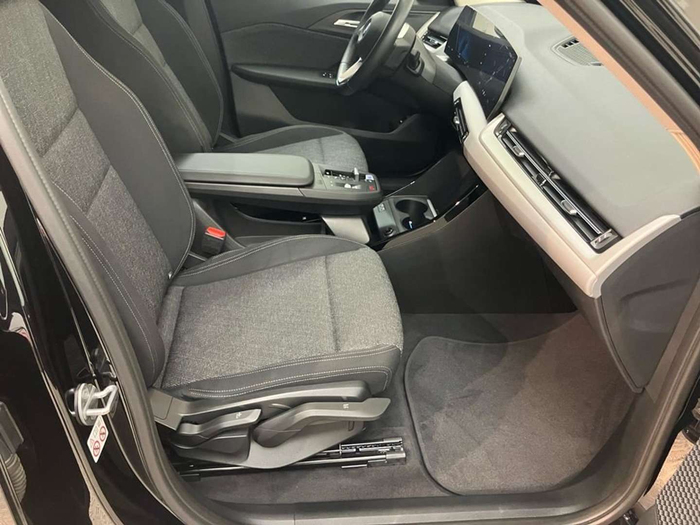 BMW IX1 - 2023 - Joinsteer - #11