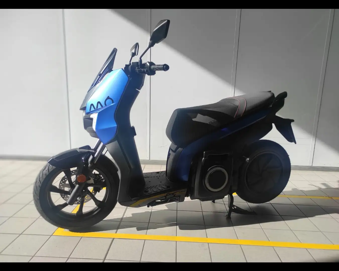 SEAT 125 Blue  R7/9kW MY 23 Bleu - 1