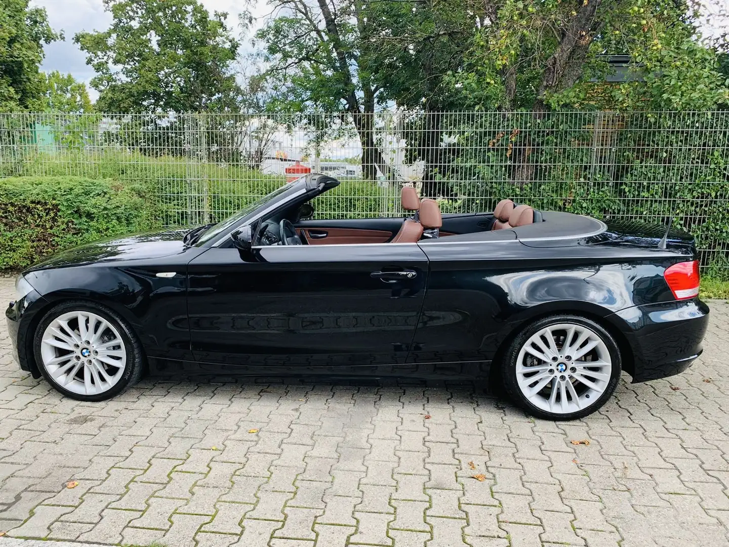 BMW 125 125i Cabrio Aut. Noir - 2