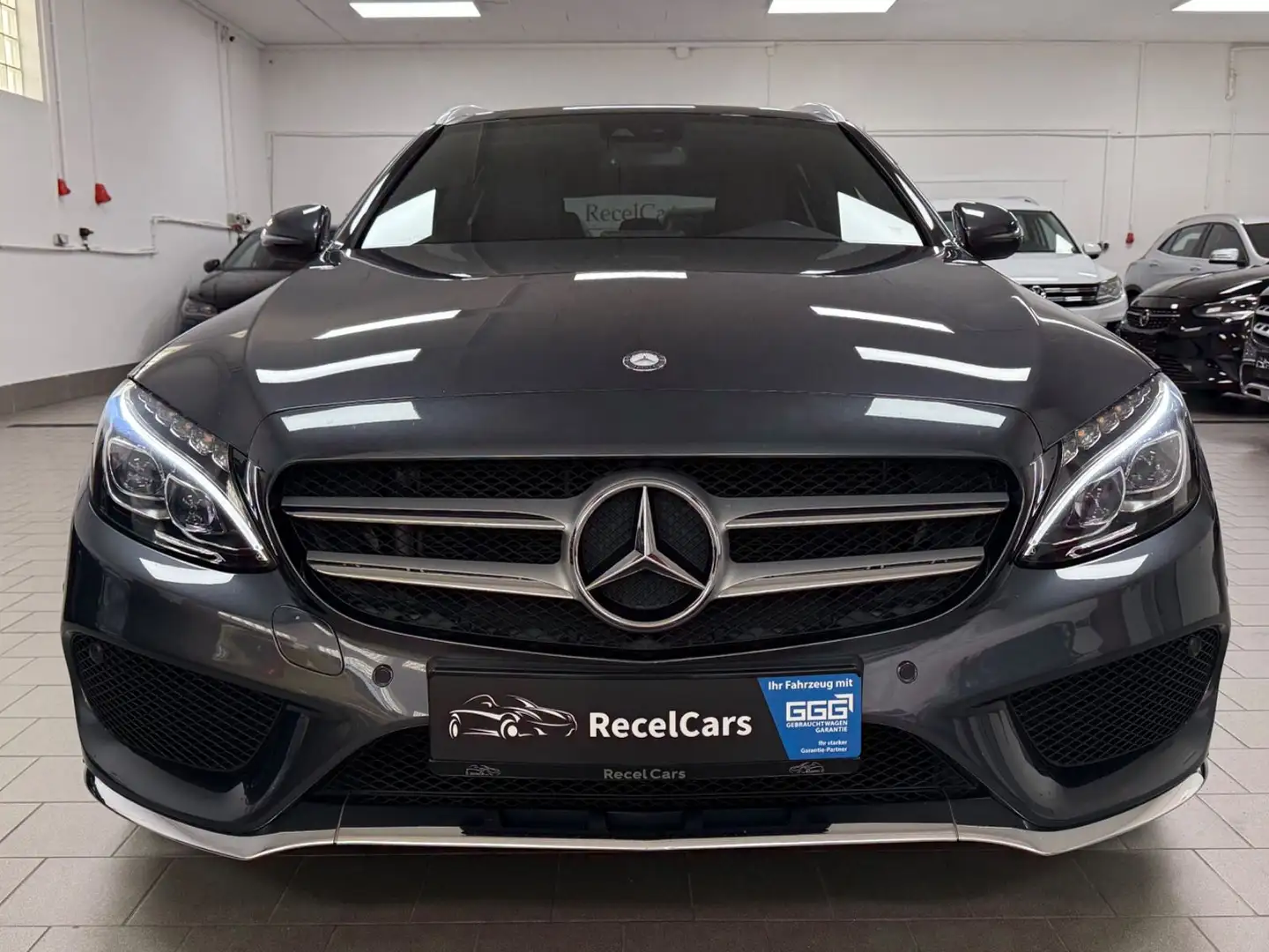 Mercedes-Benz C 200 T CGI*AMG LINE*PANO*LED*BURMESTER*LEDER* Gris - 2