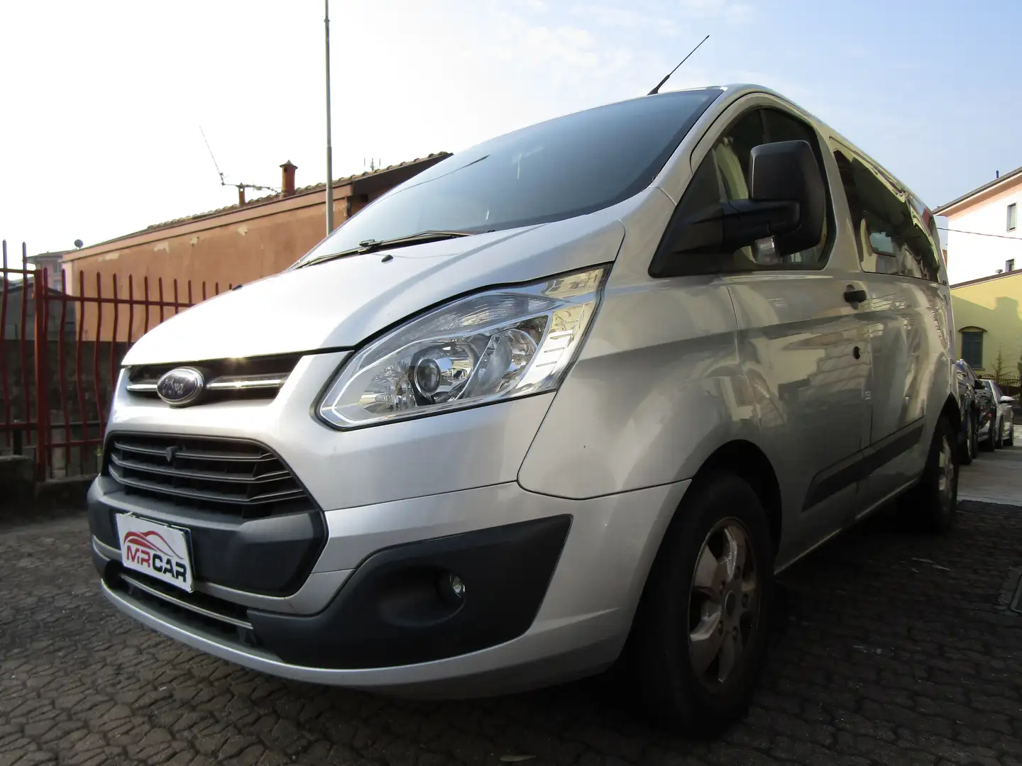 Ford Transit Custom 2.0 TDCi Combi Trend 9 posti * 170.000 KM REALI * Plateado - 1
