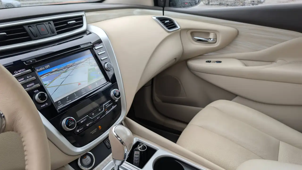 Nissan Murano снимка Nissan Murano