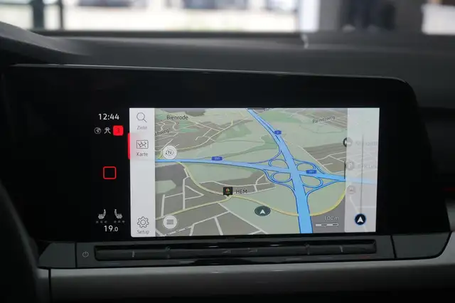 Volkswagen Golf view 13