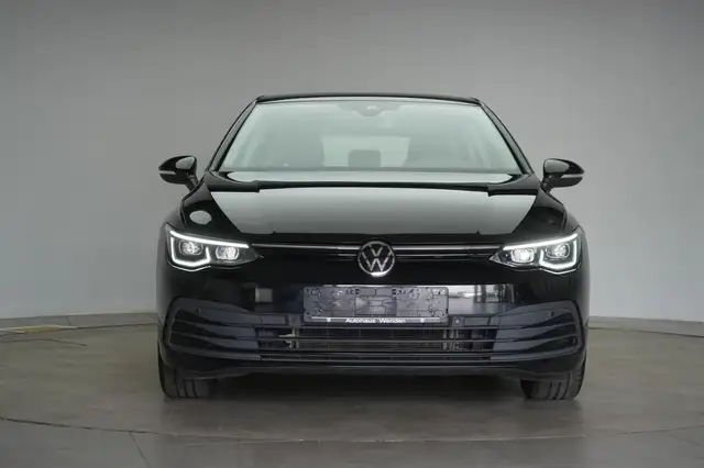 Volkswagen Golf view 2