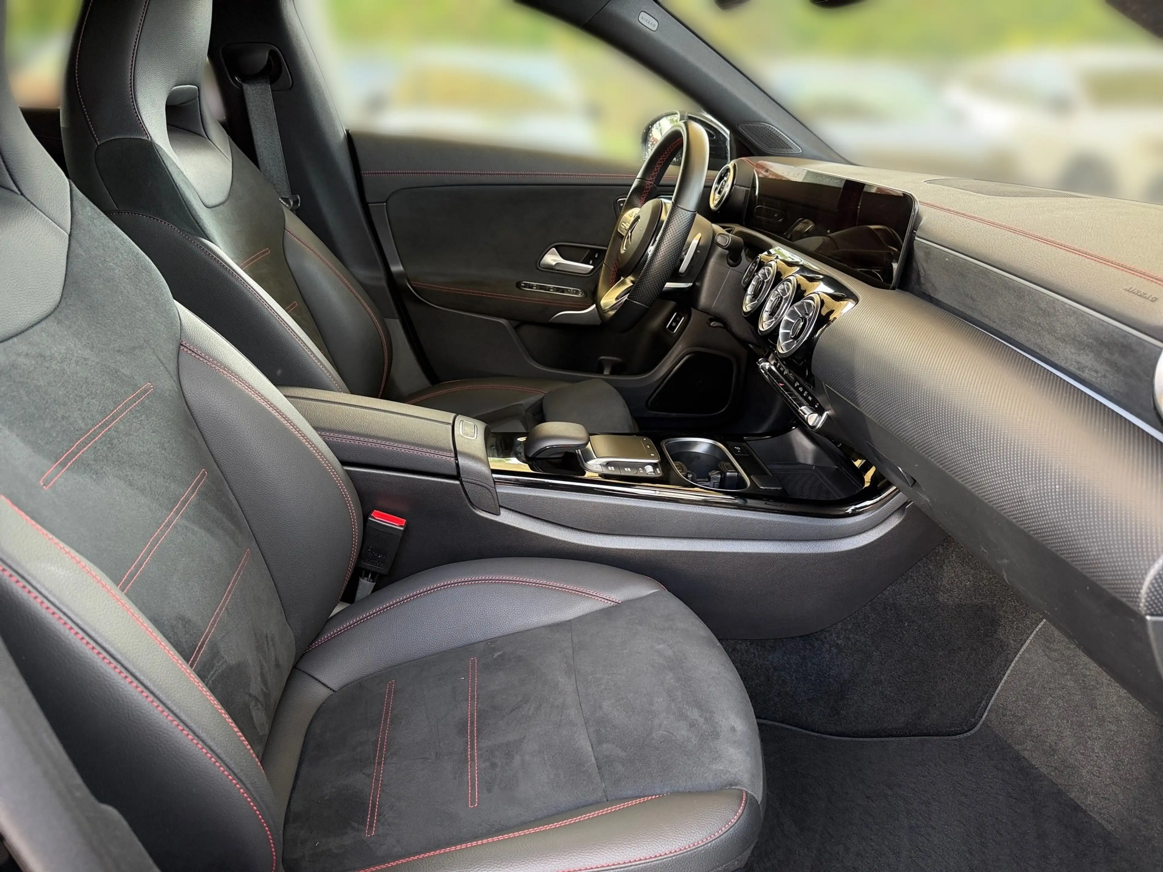 Mercedes-Benz CLA 220 d SB AMG+Night+APP+360°+Multibeam+SHZ+ACC — photo 10