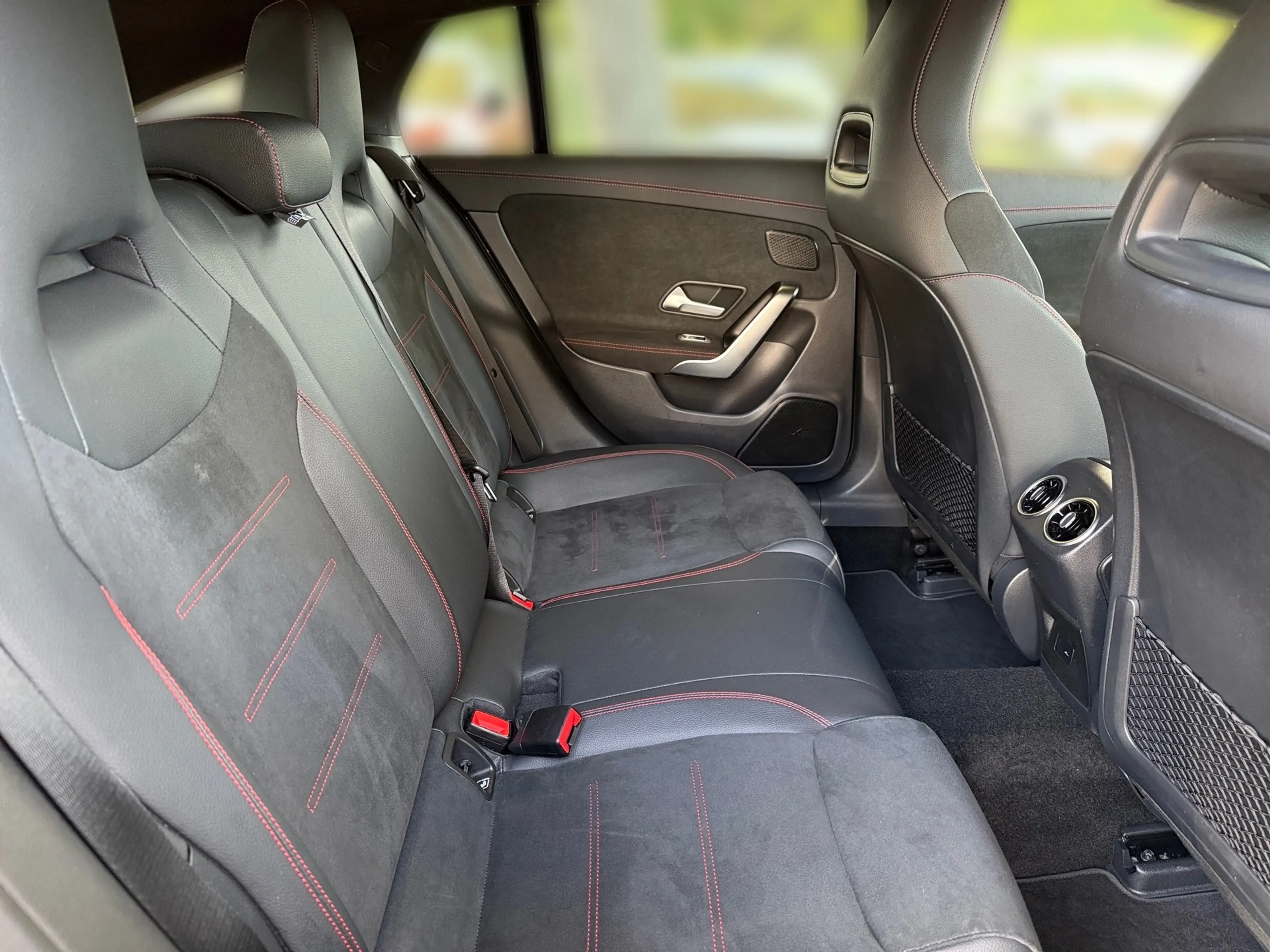 Mercedes-Benz CLA 220 d SB AMG+Night+APP+360°+Multibeam+SHZ+ACC — photo 11