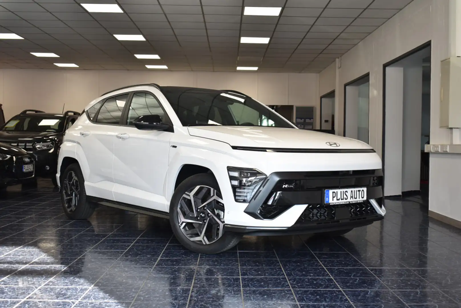 Hyundai KONA 1,6 T-GDI N Line 4WD Aut Navi LED Kam Panor Weiß - 2