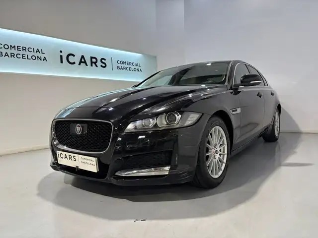 Jaguar XF 2.0i4D Portfolio Aut. 180
