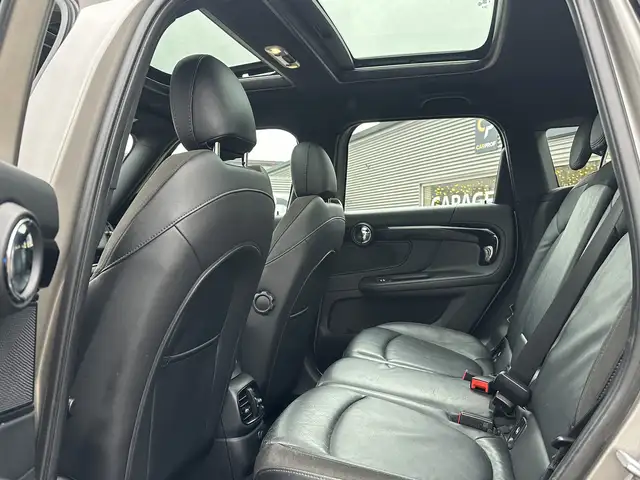 Mini Countryman view 6