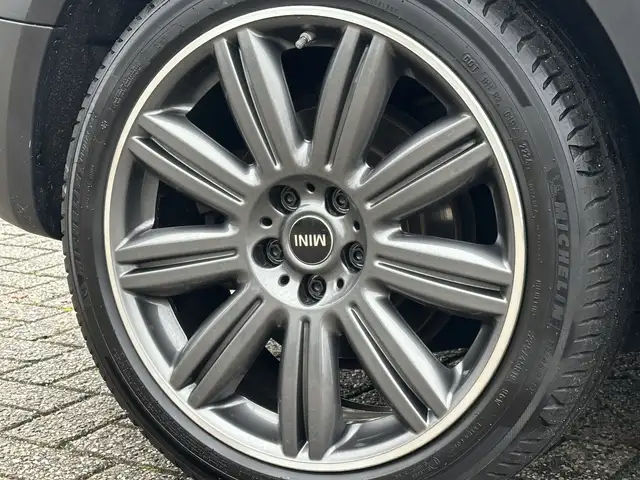 Mini Countryman view 11