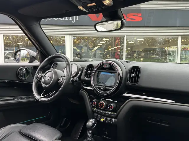 Mini Countryman view 4