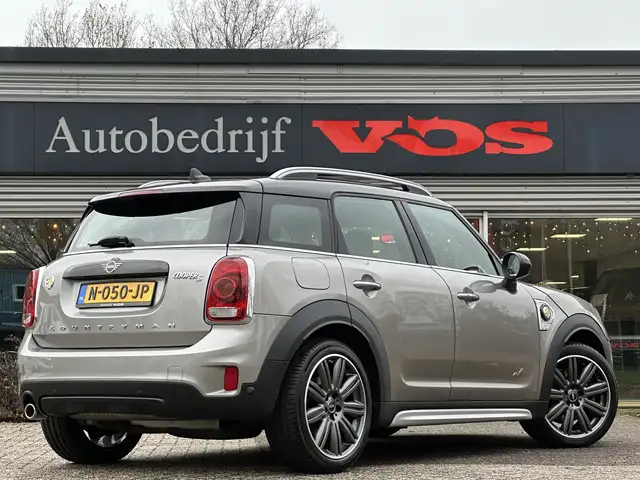 Mini Countryman view 9