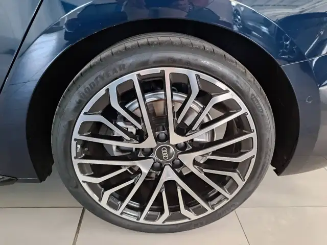 Audi A5 view 23