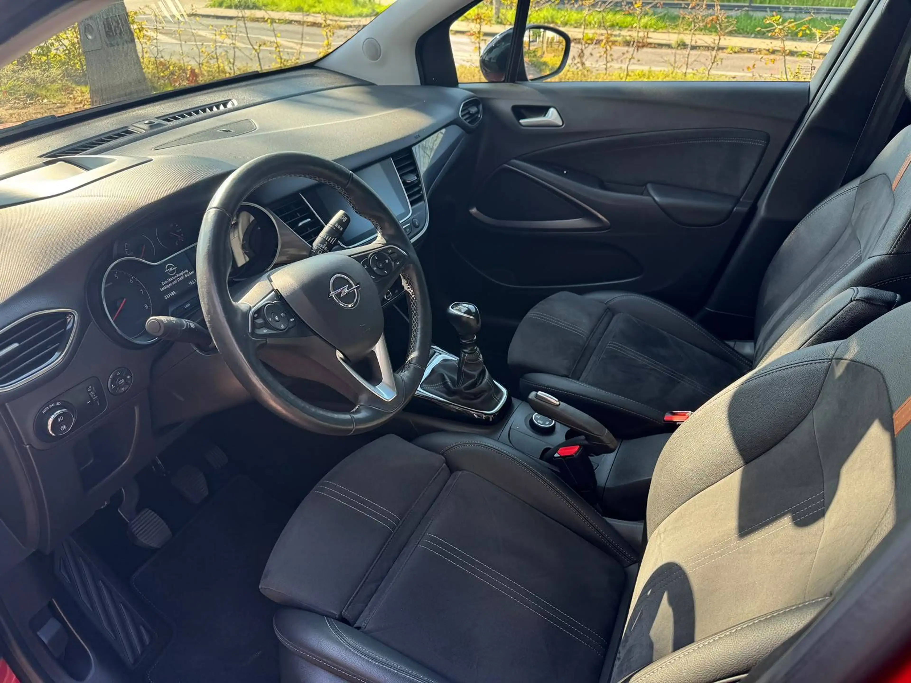 Opel Crossland X Ultimate Teilleder+Alcantara/HuD/RFK — photo 6