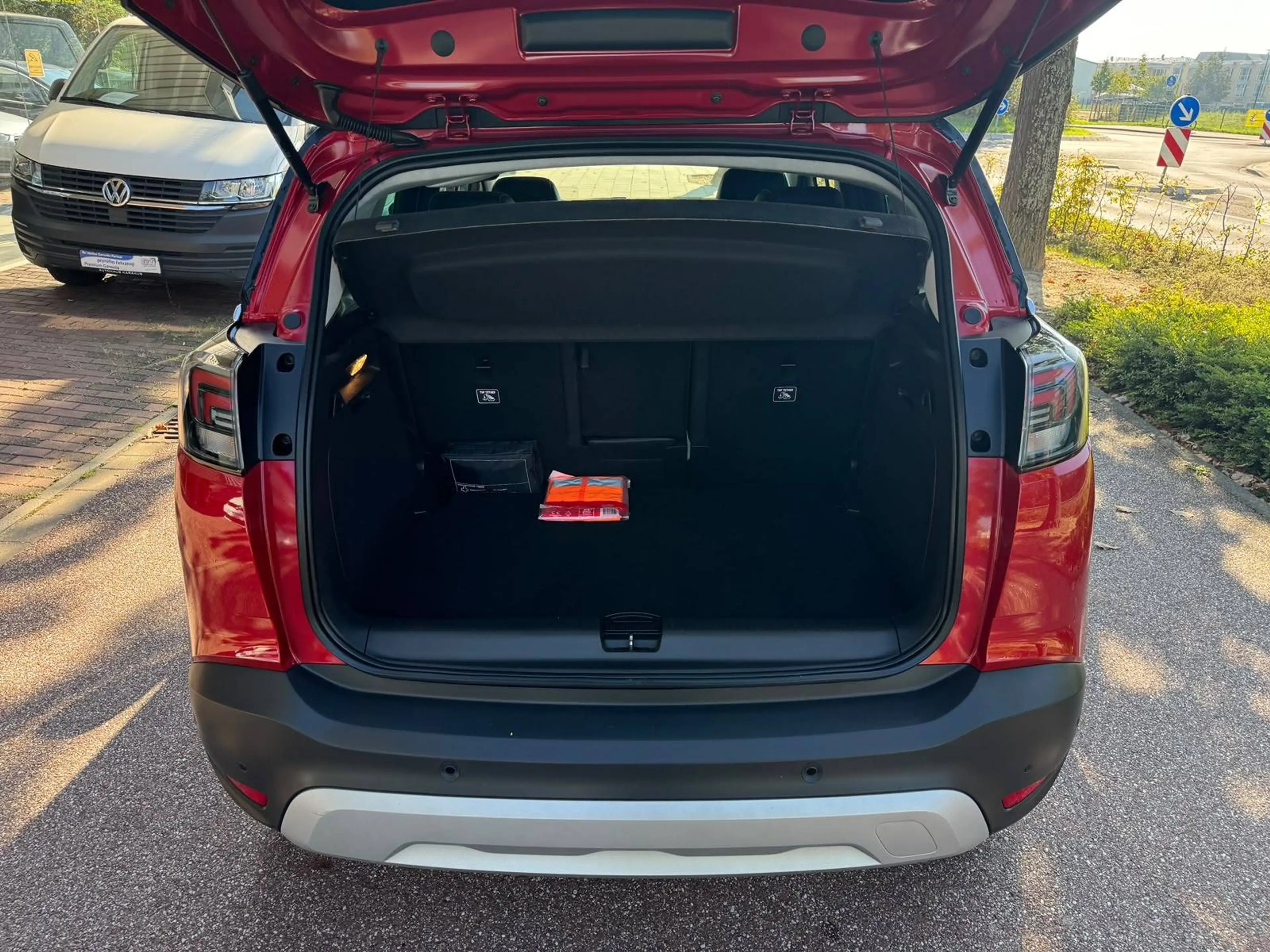 Opel Crossland X Ultimate Teilleder+Alcantara/HuD/RFK — photo 13