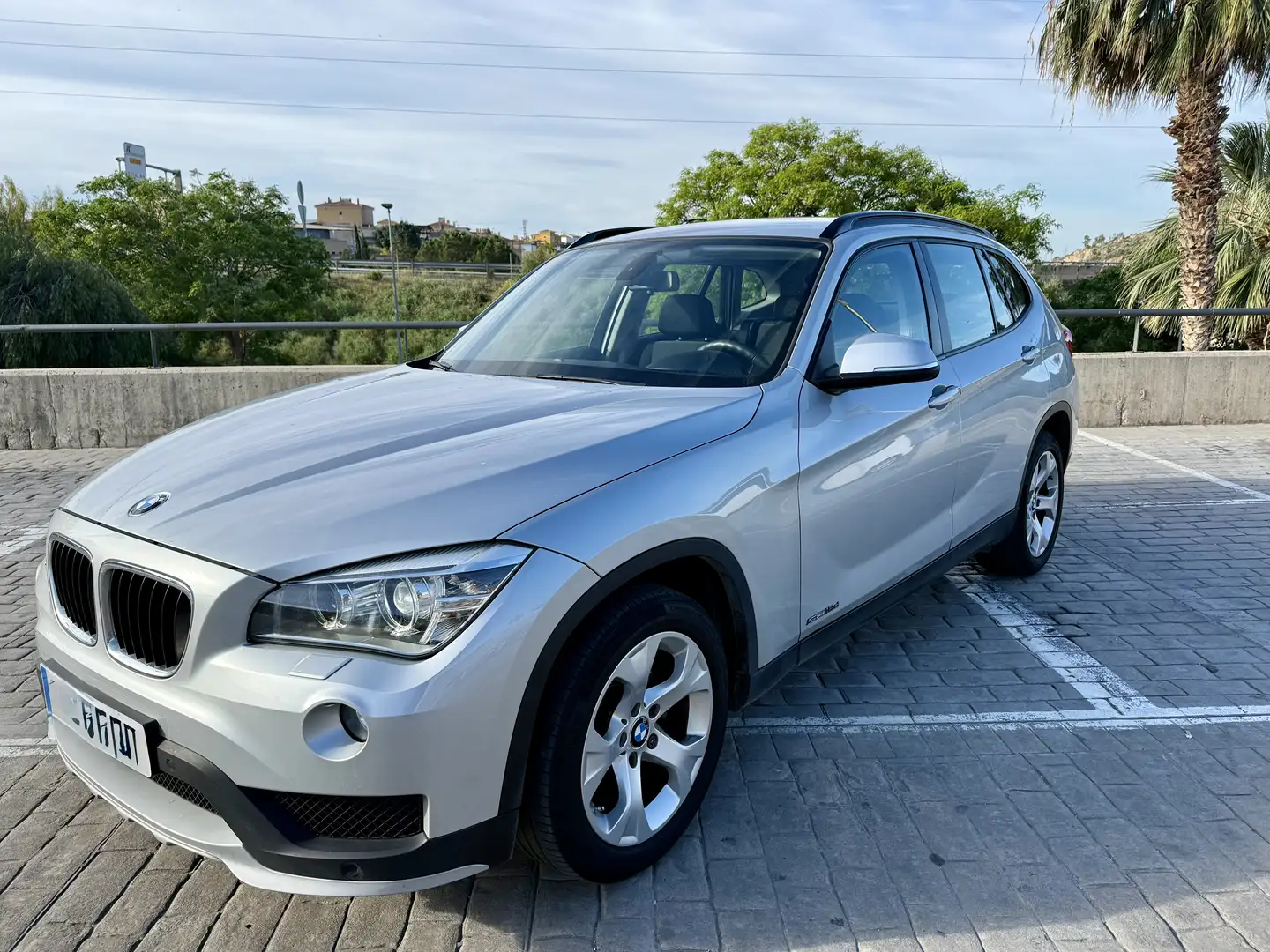 BMW X1 sDrive 18d Essential Edition - 2