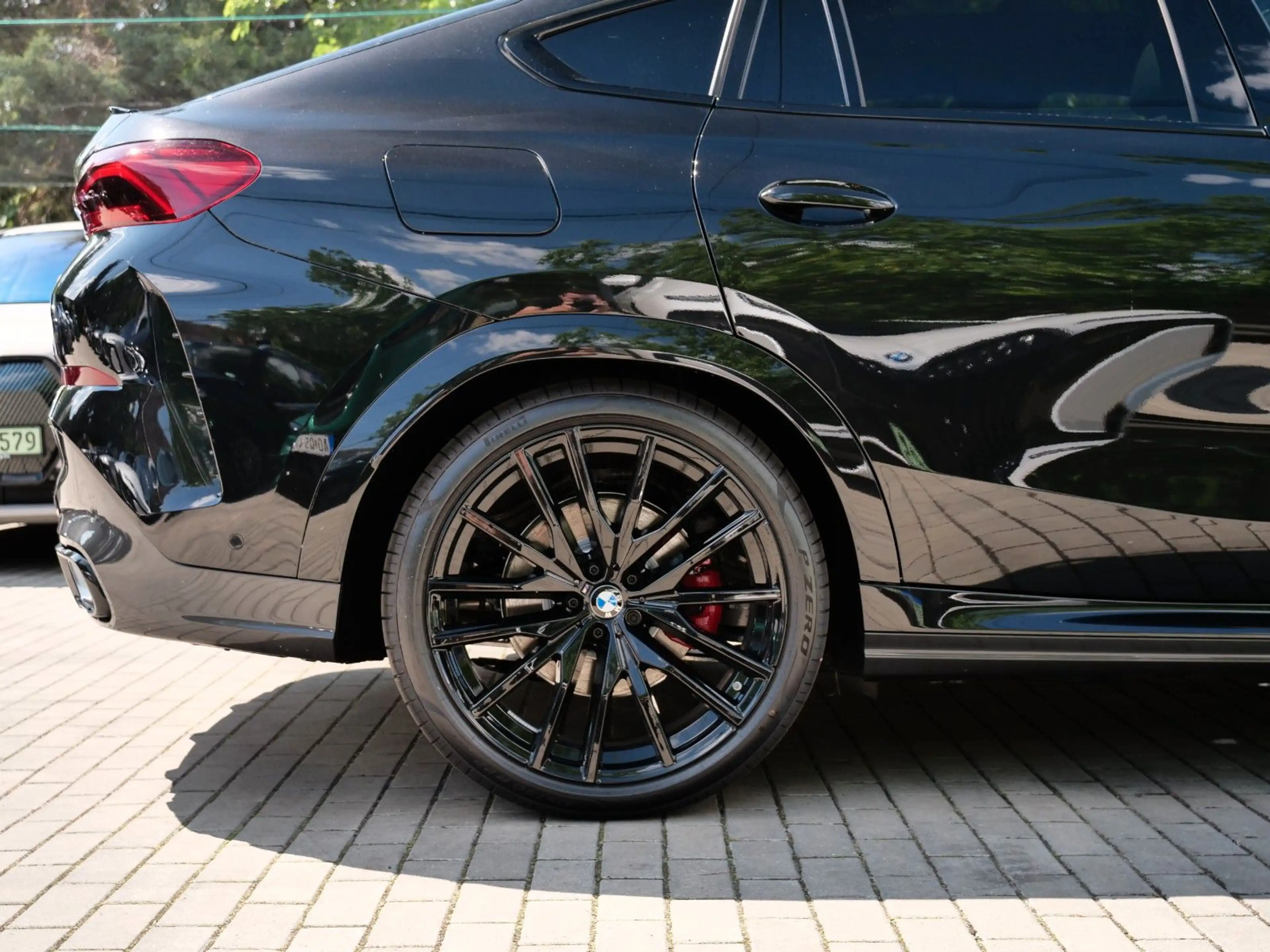 BMW X6 40d M SPORT.DR.ASS.PRO.PANO.360°.H/K.AHK.22" — photo 13