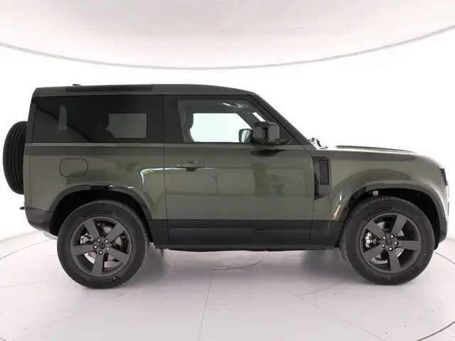 Land Rover Defender view 6