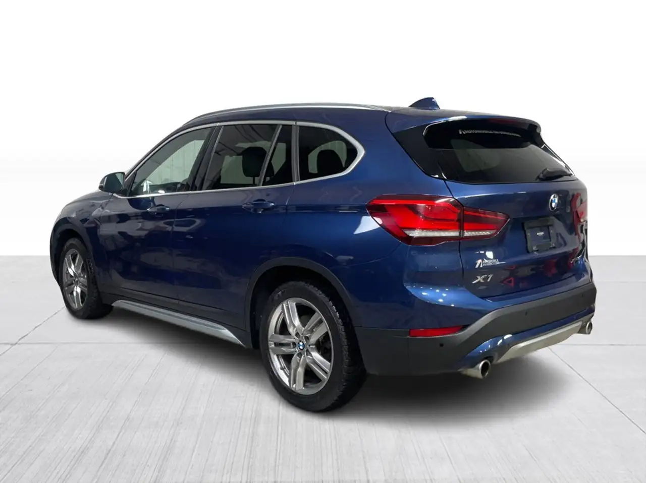 BMW X1 снимка BMW X1