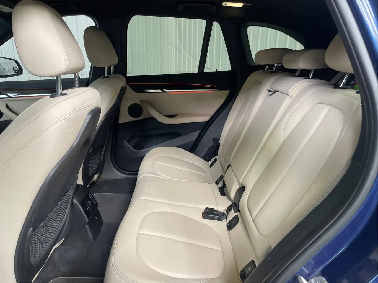 BMW X1 снимка BMW X1