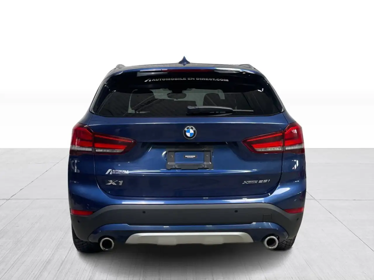 BMW X1 снимка BMW X1