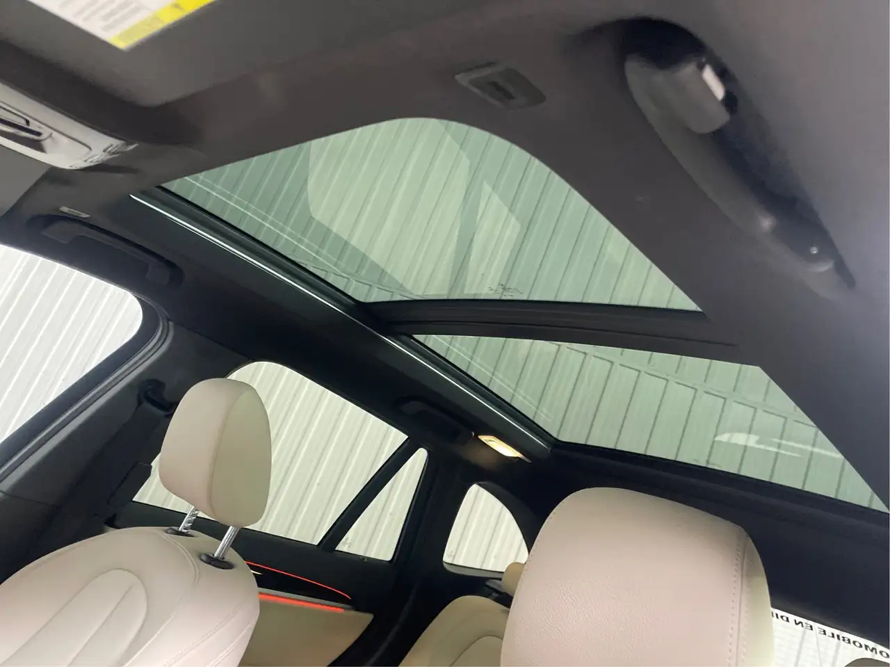 BMW X1 снимка BMW X1