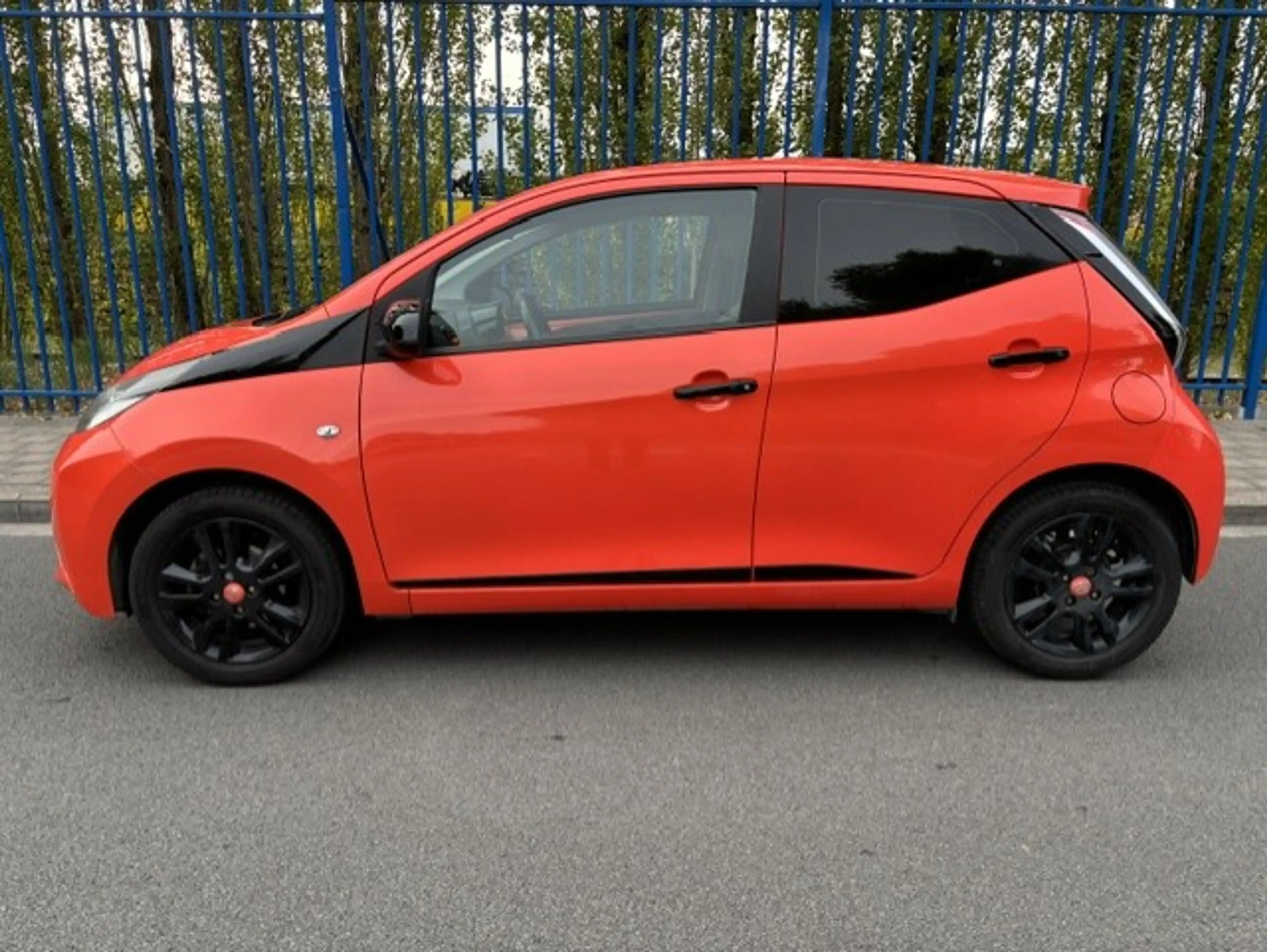 Toyota Aygo Aygo 1.0i VVT-i x-cite CLIM // JANTES — photo 3