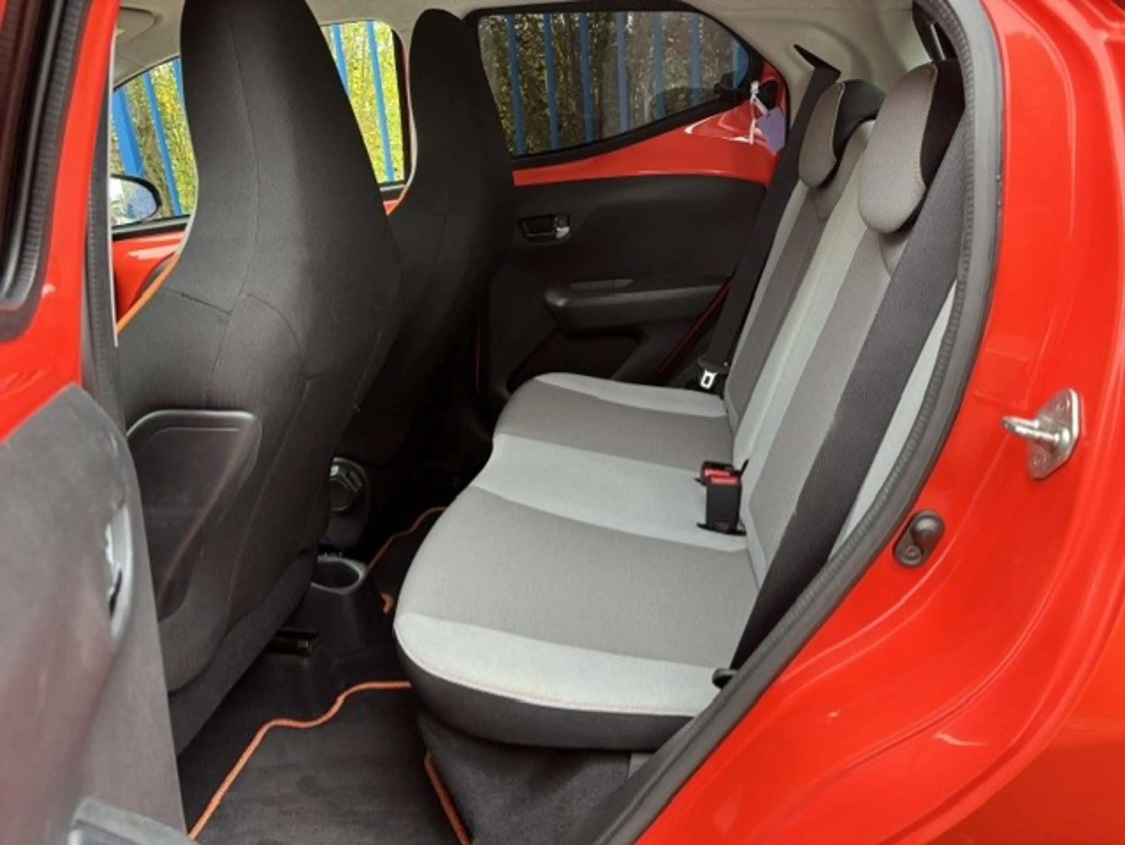 Toyota Aygo Aygo 1.0i VVT-i x-cite CLIM // JANTES — photo 7