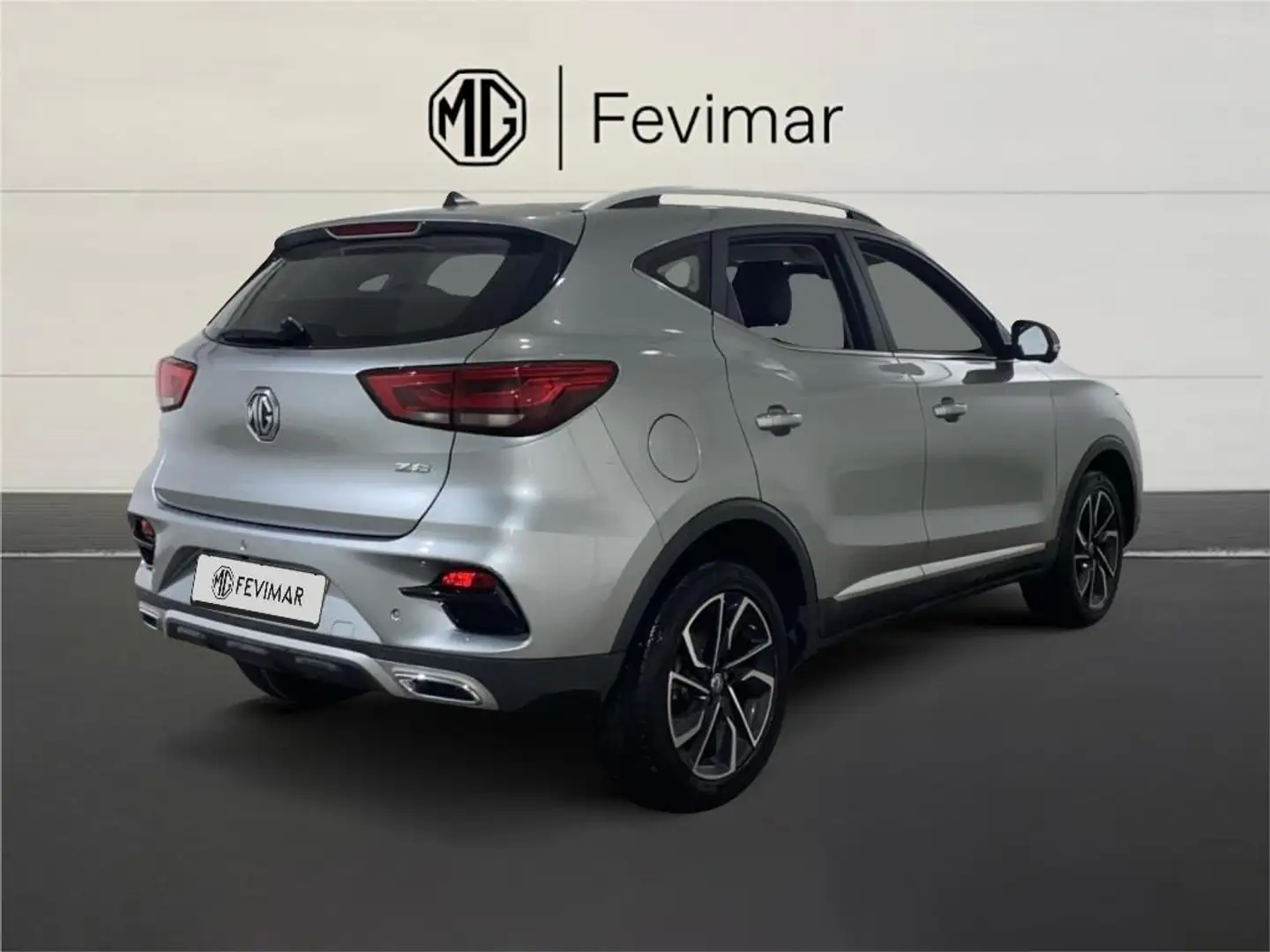 MG ZS 1.5 Luxury - 2