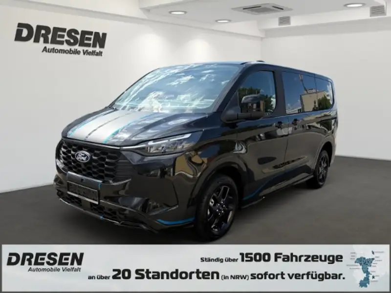 FORD Tourneo