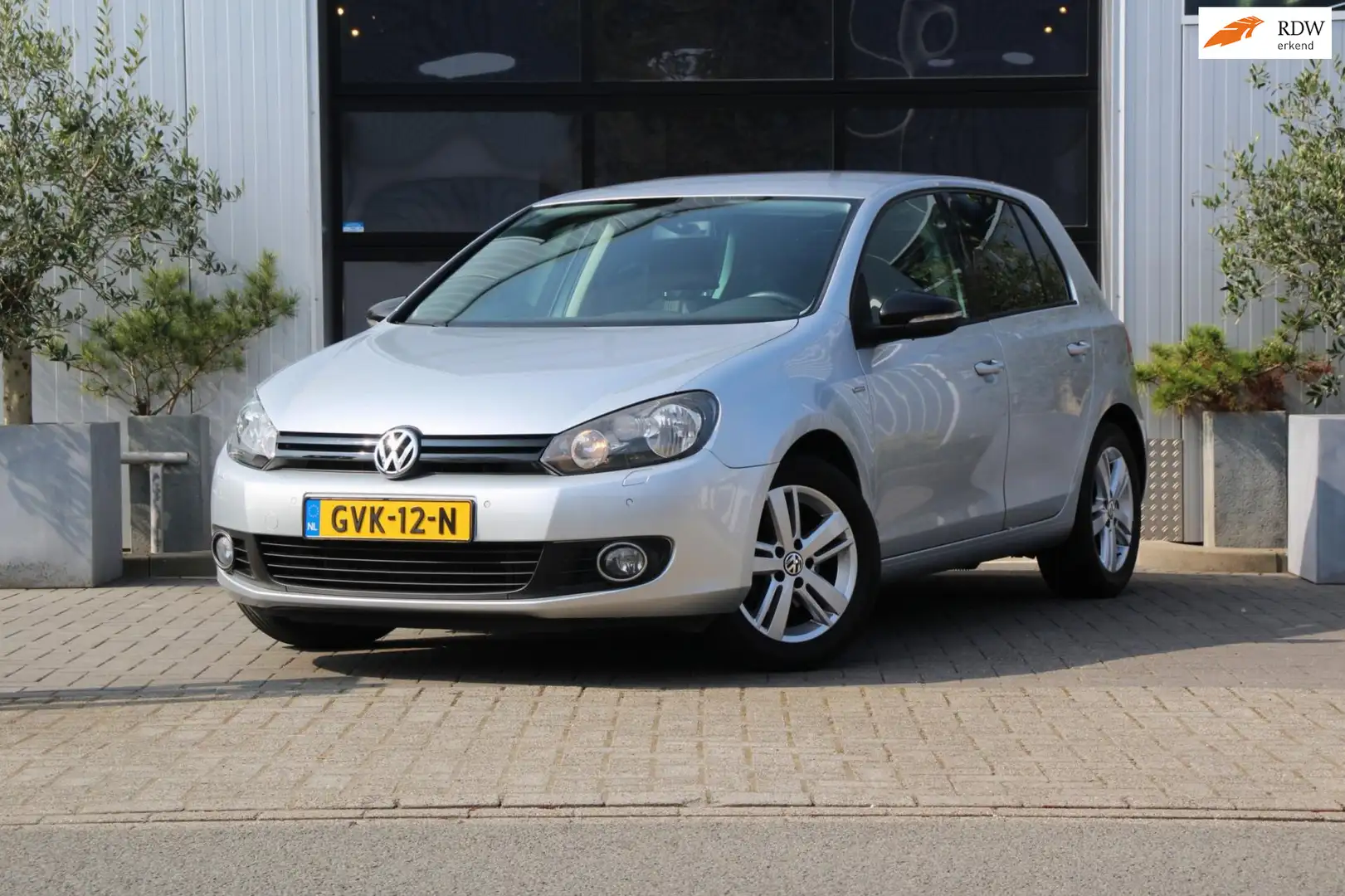 Volkswagen Golf 1.2 TSI MATCH - HALF LEDER - STOEL VERW - PDC ROND Plateado - 1