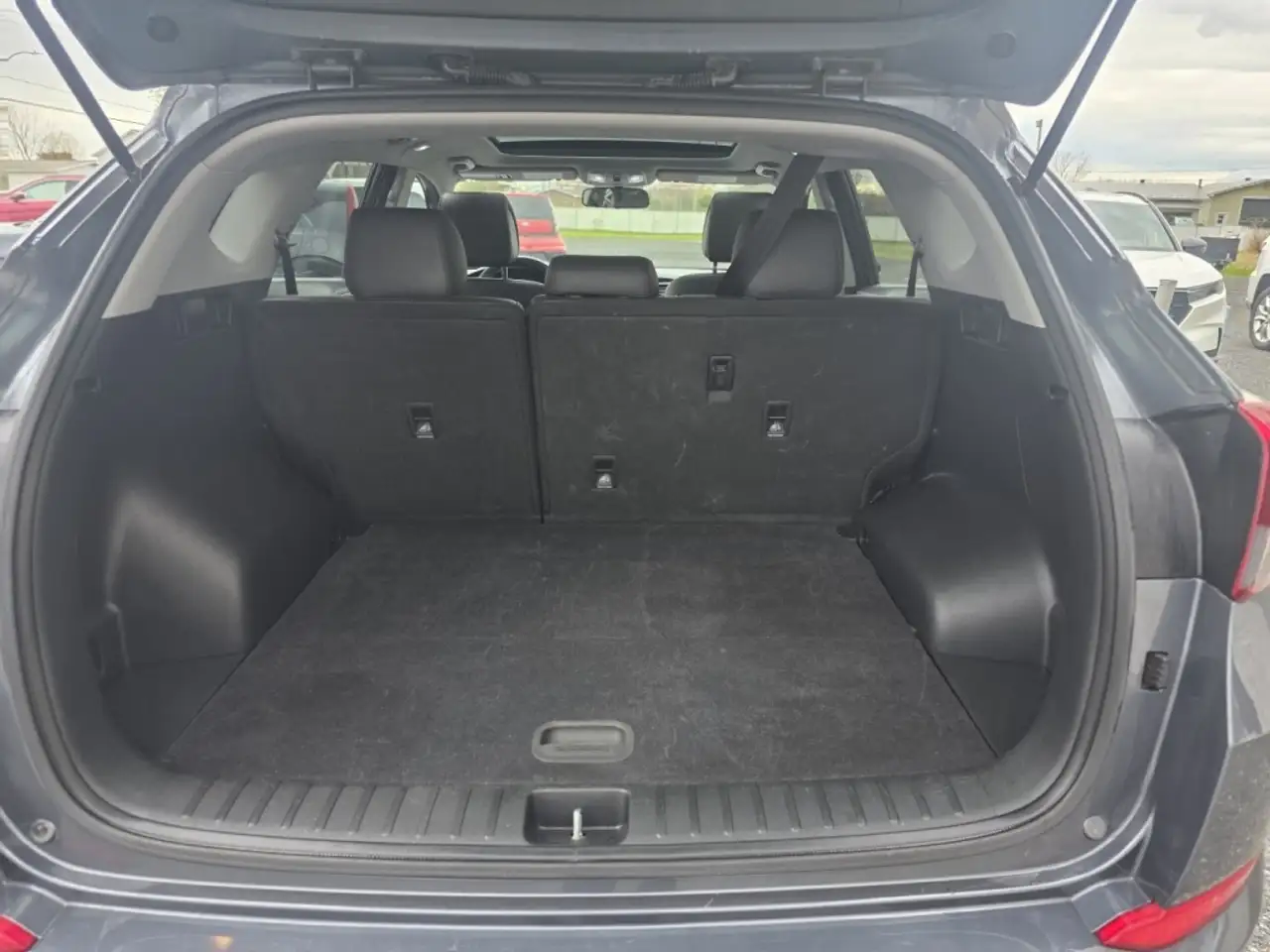 Hyundai TUCSON снимка Hyundai TUCSON