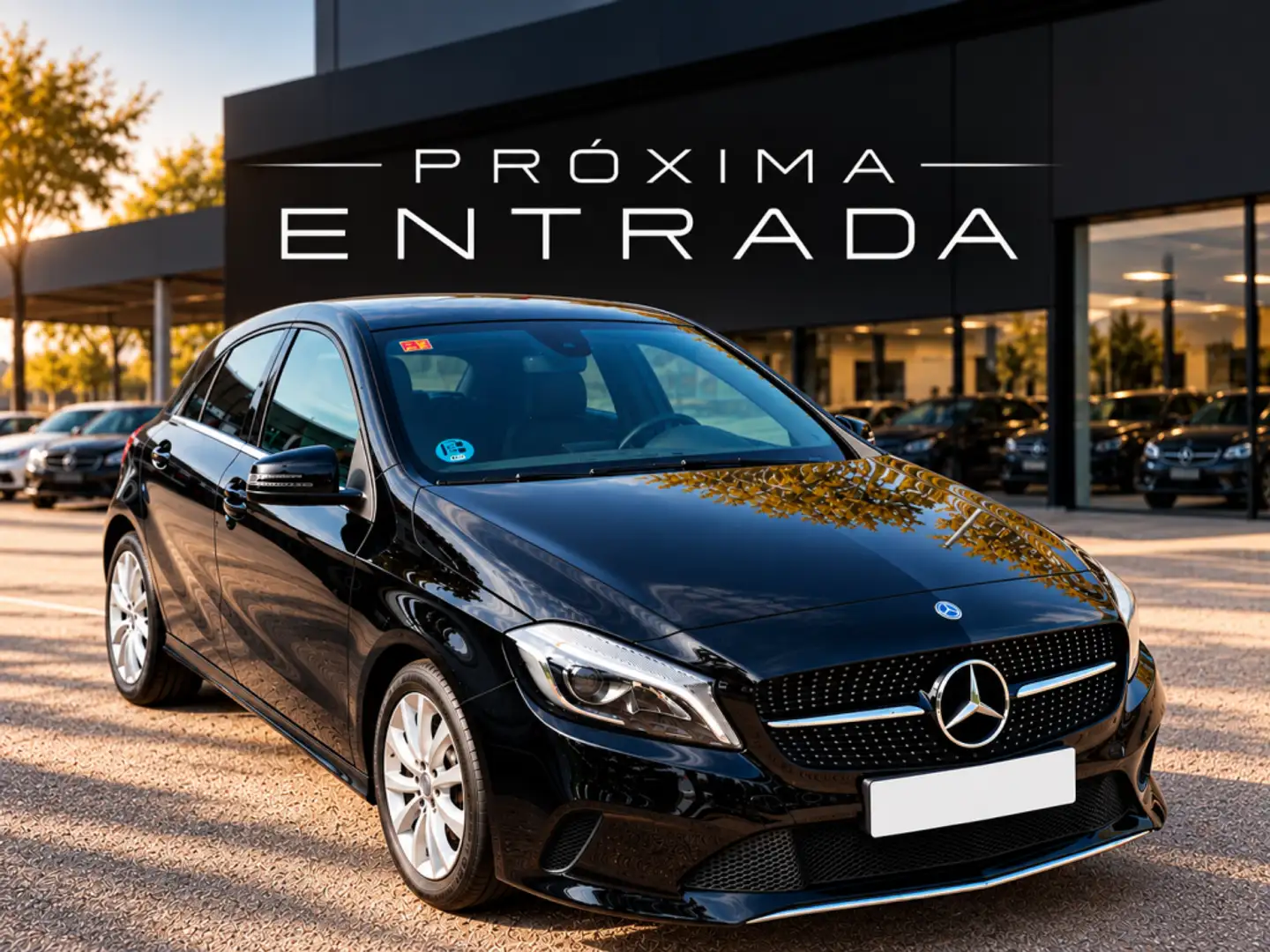 Mercedes-Benz A 180 BE Urban Negro - 1