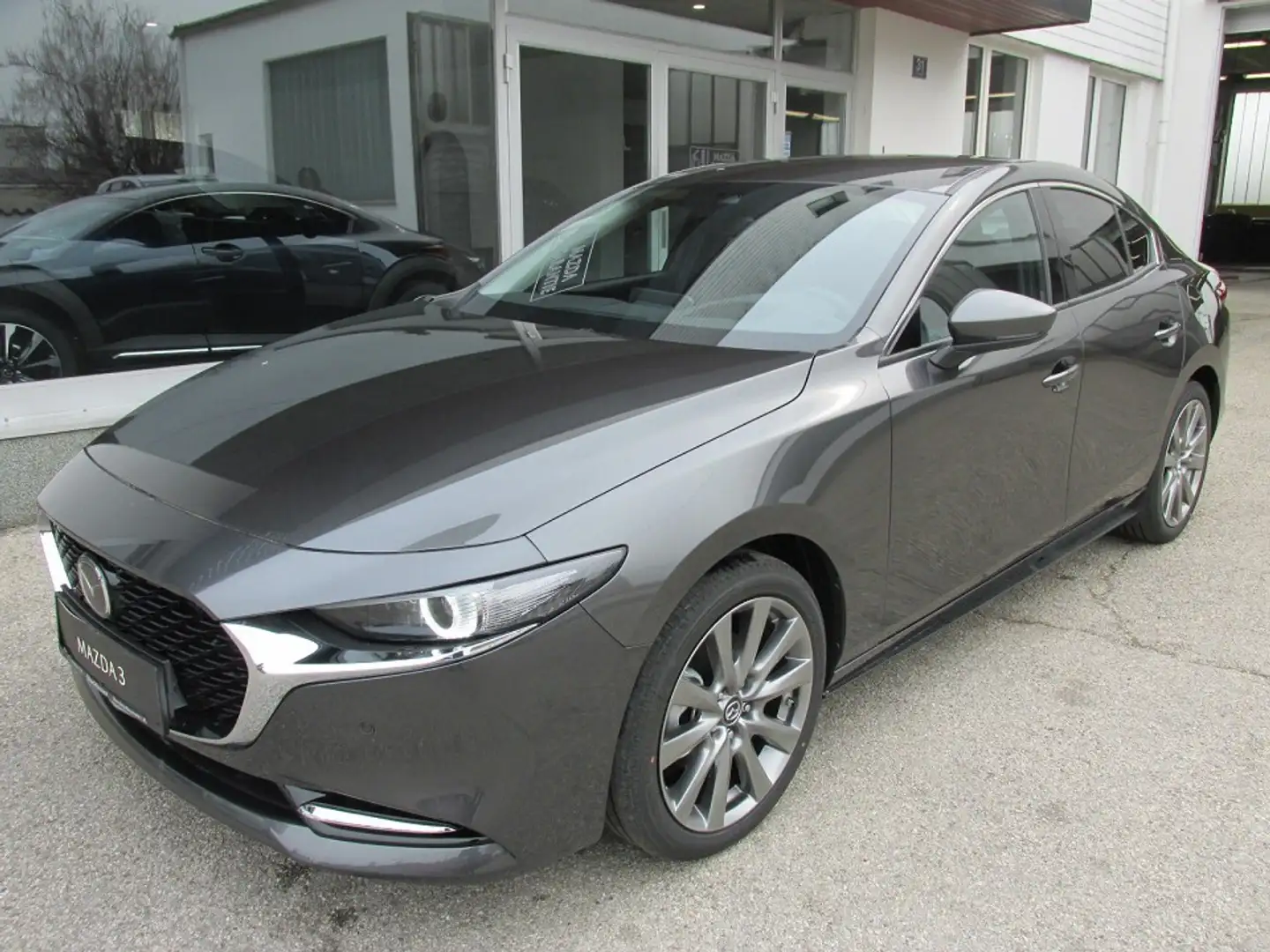 Mazda 3 Mazda3 Sedan Skyactiv G122 Comfort+/ST Grau - 1