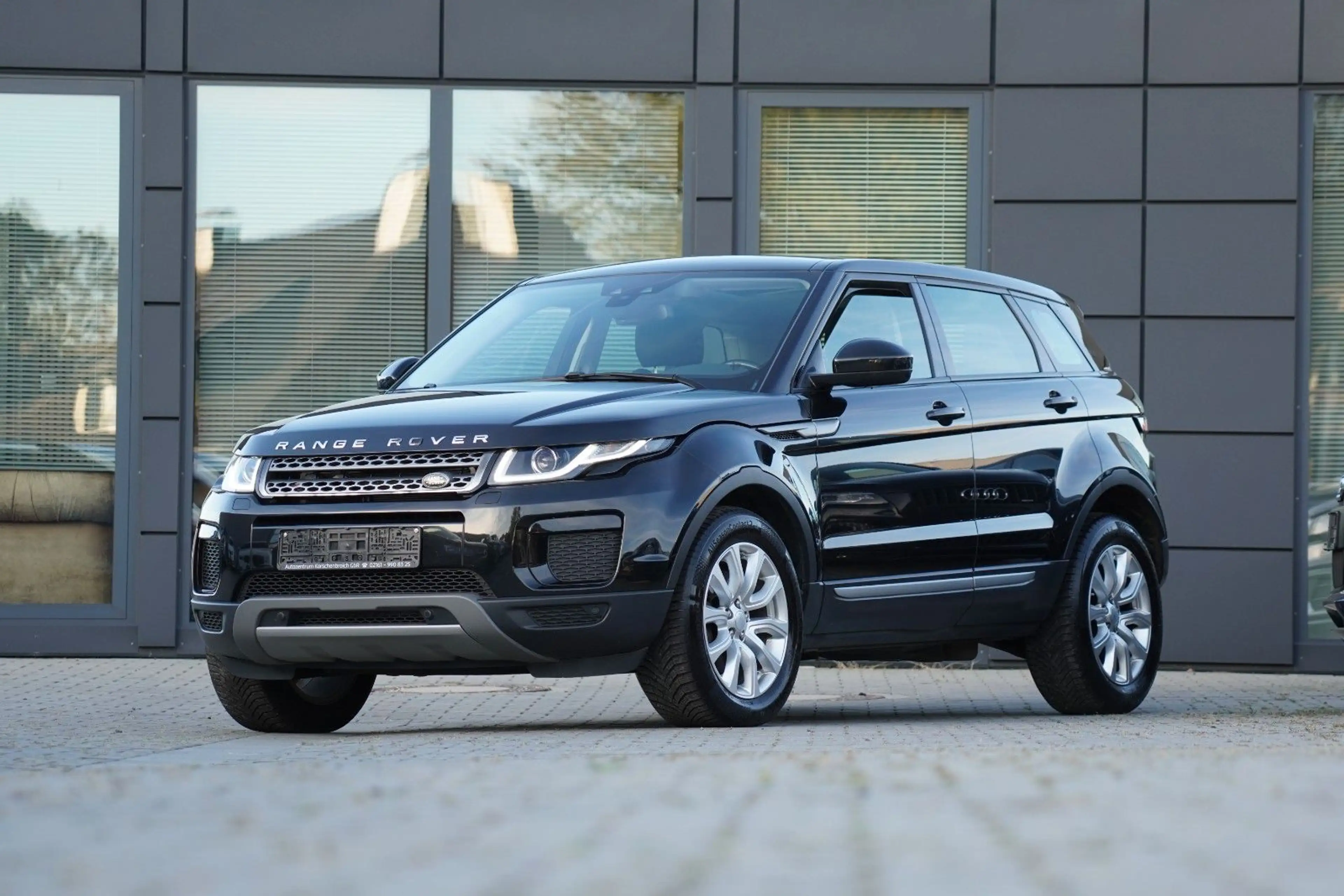 Land Rover Range Rover Evoque SE MIT 3 JAHREN GARANTIE — photo 7