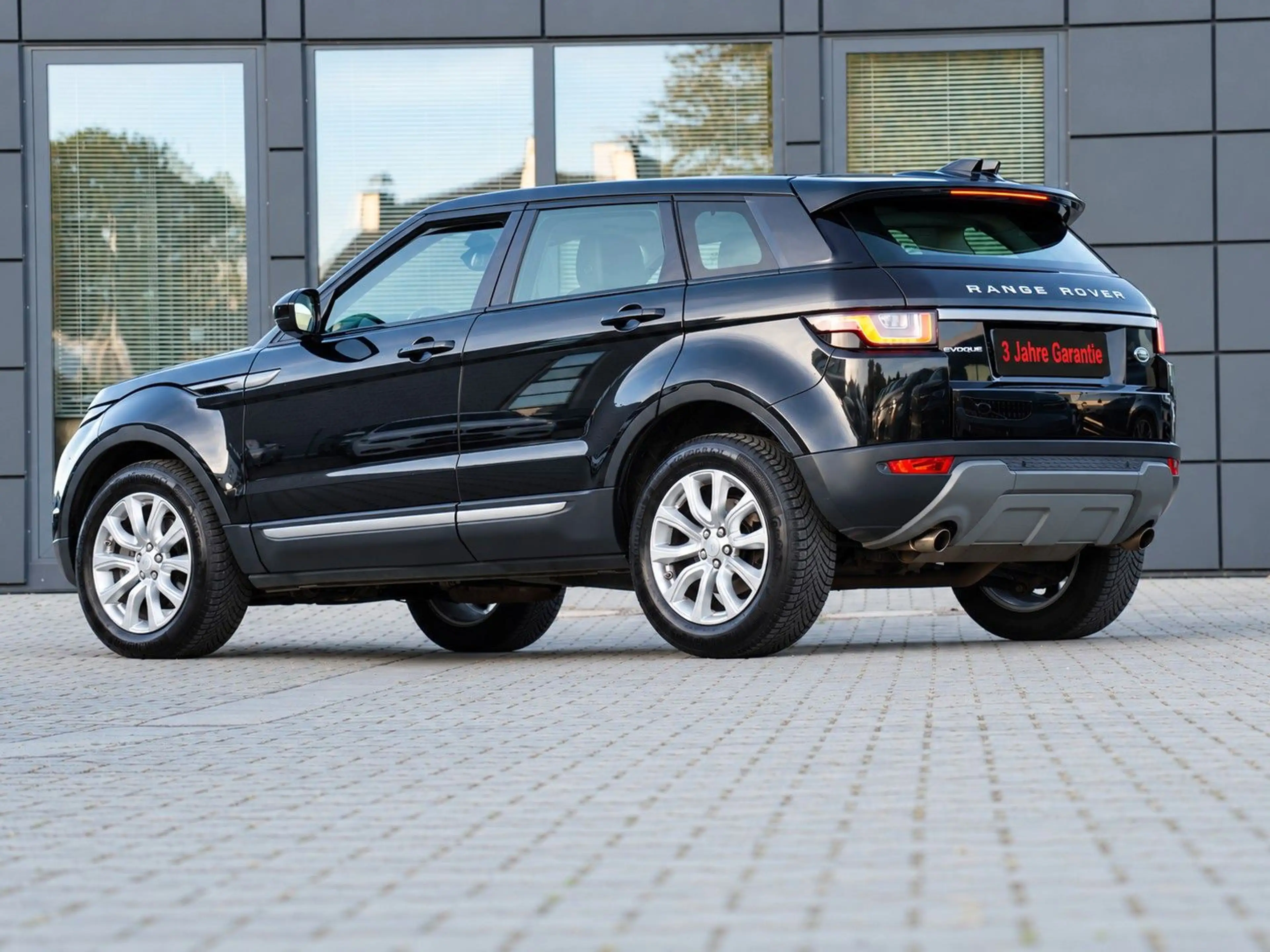 Land Rover Range Rover Evoque SE MIT 3 JAHREN GARANTIE — photo 4