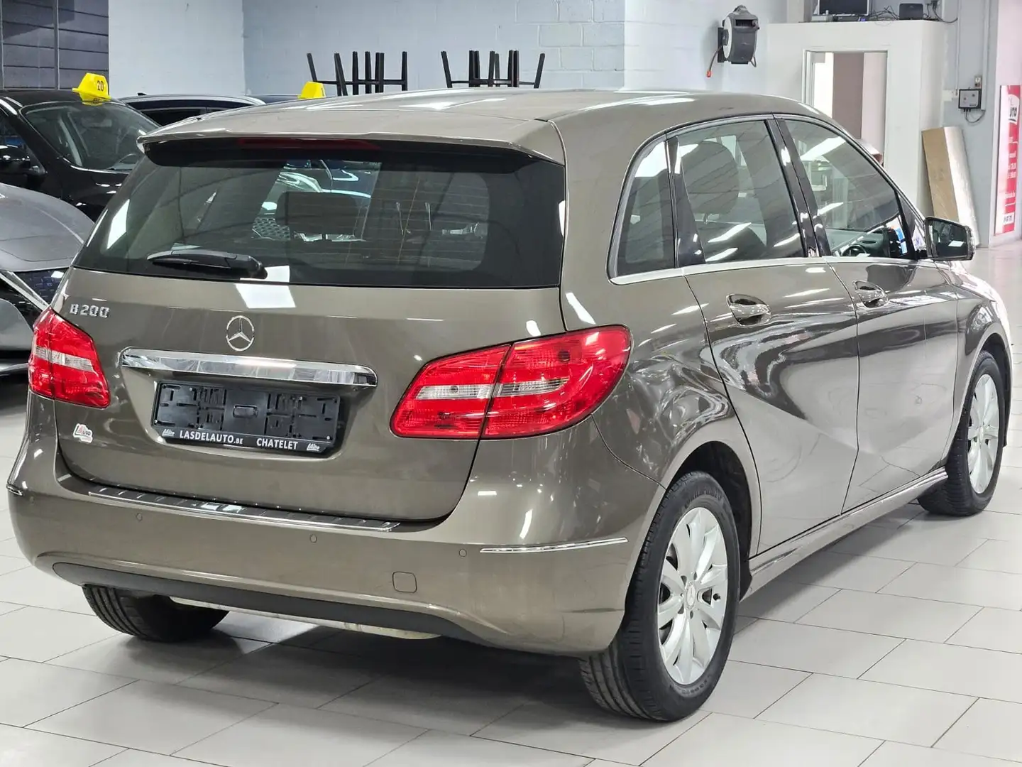 Mercedes-Benz B 200 1.6i Auto Sensors Cruise SIEGES Chauffants Grey - 2