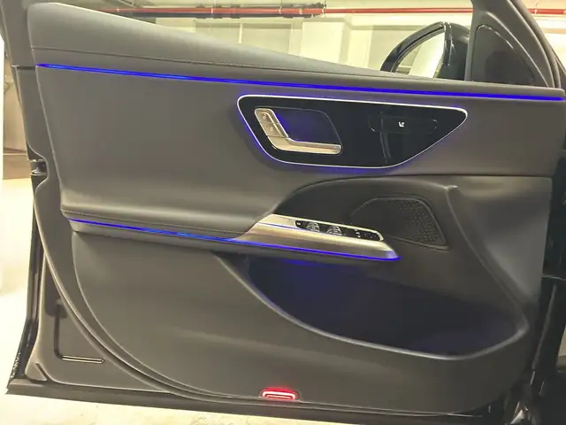 Mercedes-Benz E 300 de 4MATIC T-Modell mit EQ Hybrid Technologie Ansicht 12