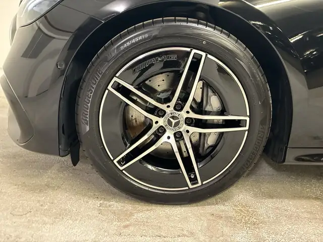 Mercedes-Benz E 300 de 4MATIC T-Modell mit EQ Hybrid Technologie Ansicht 14