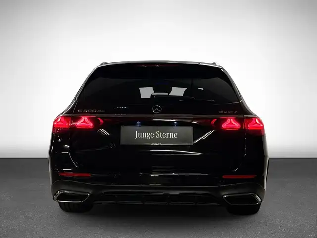 Mercedes-Benz E 300 de 4MATIC T-Modell mit EQ Hybrid Technologie Ansicht 6