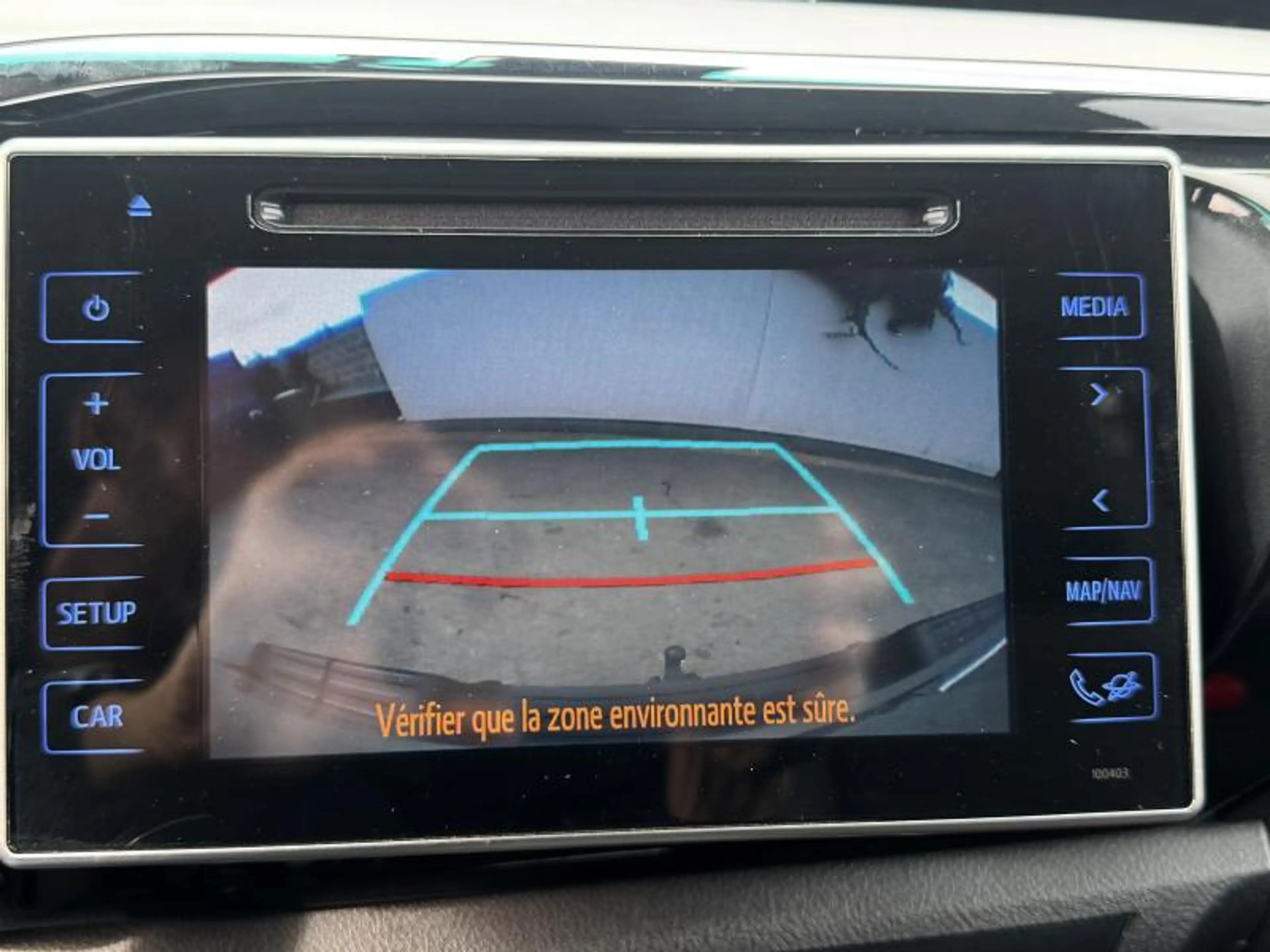Toyota Hilux LOUNGE DOUBLE CAB — photo 11