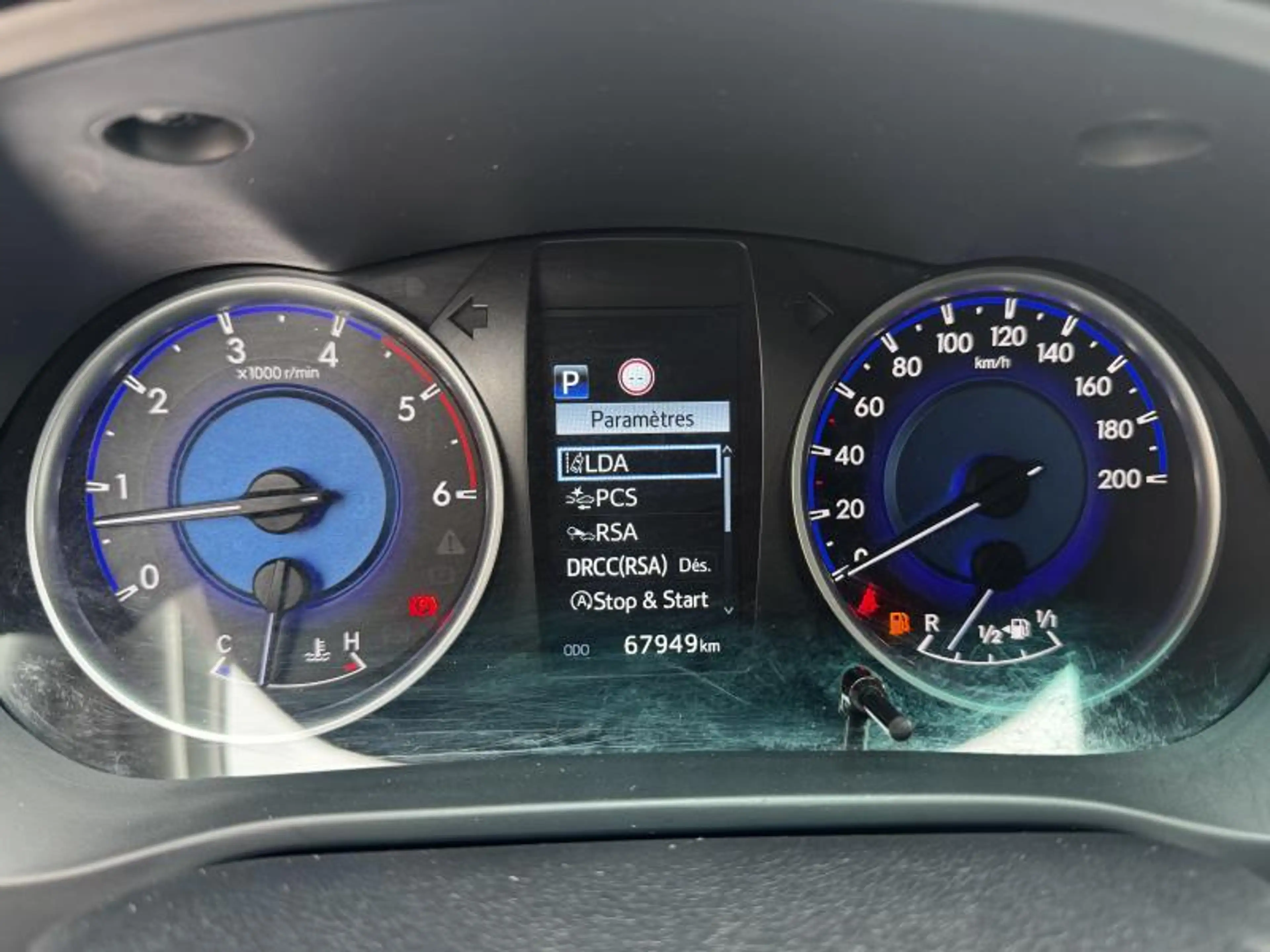 Toyota Hilux LOUNGE DOUBLE CAB — photo 4